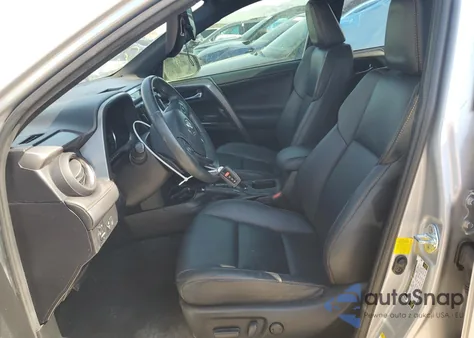 2017 Toyota Rav4 Se z USA, uszkodzony, nr VIN 2T3NFREV2HW337676